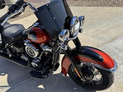 2025 Harley-Davidson FLHC - Heritage Classic - Photo 9