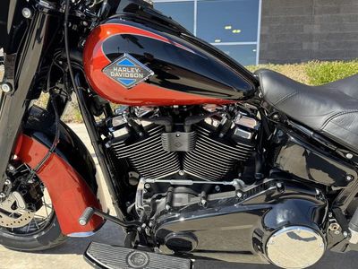 2025 Harley-Davidson FLHC - Heritage Classic - Photo 15