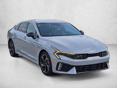 2025 Kia K5 - Photo 1