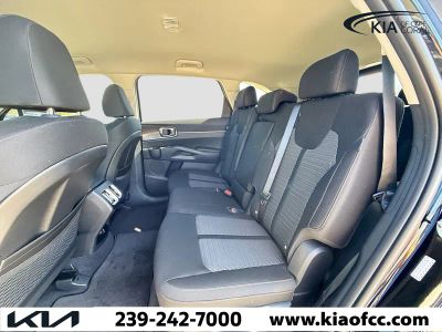 2026 Kia Sorento — photo 19 view