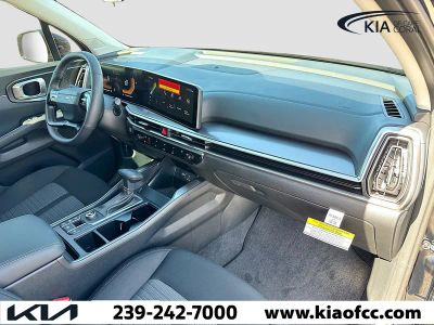 2026 Kia Sorento — photo 12 view