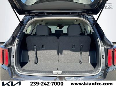 2026 Kia Sorento — photo 11 view