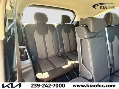 2026 Kia Sorento — photo 18 view