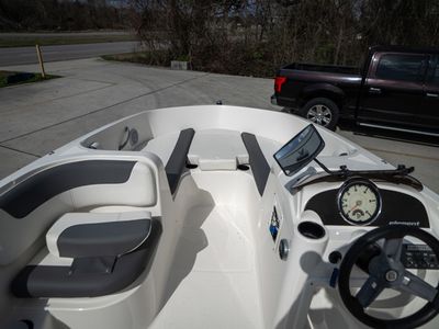 2019 Bayliner Element E18 - Photo 12