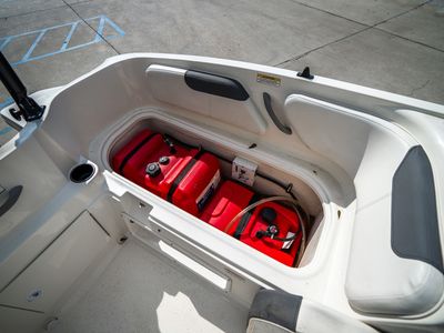 2019 Bayliner Element E18 - Photo 20