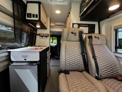 2027 Tiffin TIFFIN — interior view