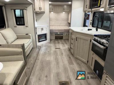2026 Coachmen RV Catalina Legacy Edition - Photo 4