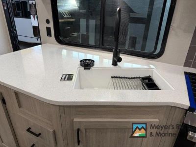 2026 Coachmen RV Catalina Legacy Edition - Photo 10