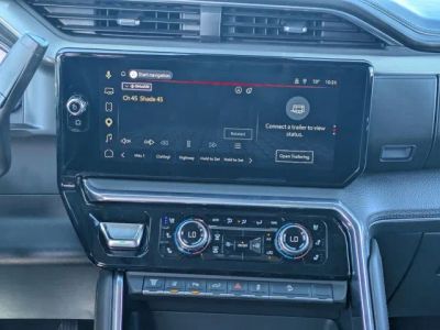 2025 GMC Sierra 3500HD — photo 10 view