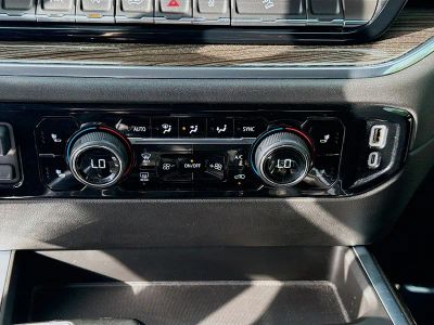 2023 Chevrolet Silverado 1500 — photo 15 view