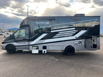 2027 Thor Motor Coach GEMINI — photo 25 view