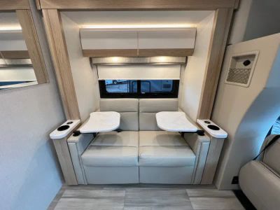 2027 Thor Motor Coach GEMINI — photo 13 view