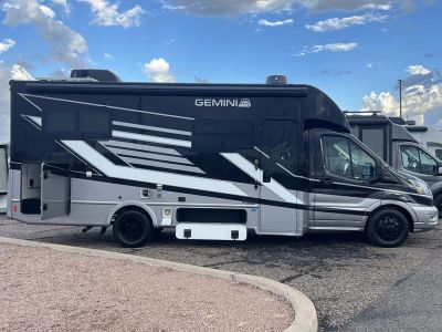 2027 Thor Motor Coach GEMINI — photo 22 view