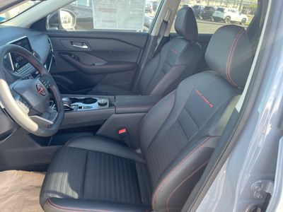 2026 Nissan Rogue — photo 14 view
