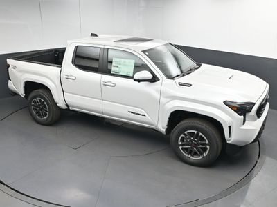2025 Toyota Tacoma i-FORCE MAX TRD Sport i-FORCE MAX Truck Double Cab — photo 29 view