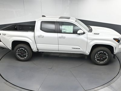 2025 Toyota Tacoma i-FORCE MAX TRD Sport i-FORCE MAX Truck Double Cab — photo 30 view