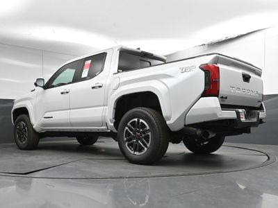 2025 Toyota Tacoma i-FORCE MAX TRD Sport i-FORCE MAX Truck Double Cab — photo 25 view