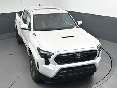 2025 Toyota Tacoma i-FORCE MAX TRD Sport i-FORCE MAX Truck Double Cab — photo 28 view