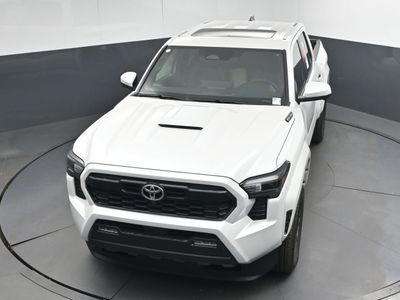 2025 Toyota Tacoma i-FORCE MAX TRD Sport i-FORCE MAX Truck Double Cab — photo 27 view