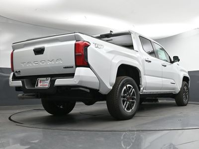 2025 Toyota Tacoma i-FORCE MAX TRD Sport i-FORCE MAX Truck Double Cab — photo 23 view