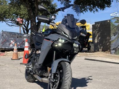 2025 Yamaha Tracer 9 — photo 9 view