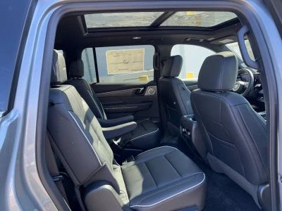 2026 Buick Enclave — detail view
