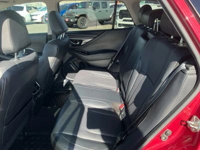 2020 Subaru Outback — photo 16 view