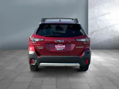 2020 Subaru Outback — detail view
