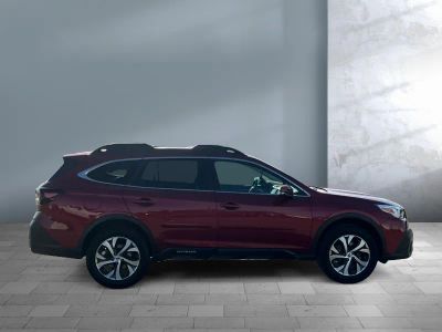 2020 Subaru Outback — photo 7 view