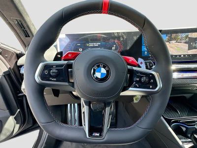 2026 BMW M5 — photo 8 view