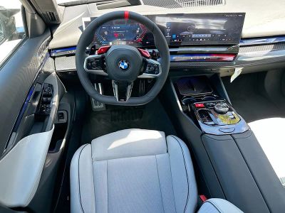 2026 BMW M5 — photo 17 view