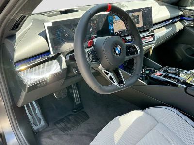 2026 BMW M5 — photo 7 view