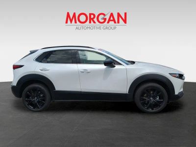 2025 Mazda CX-30 — photo 8 view