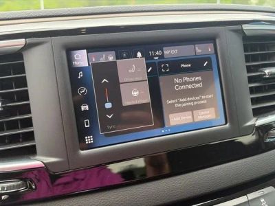2022 Chrysler Voyager — detail view