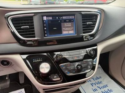 2022 Chrysler Voyager — interior view
