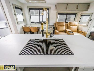 2026 Brinkley Model Z - Photo 15