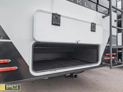 2026 Brinkley Model Z - Photo 28