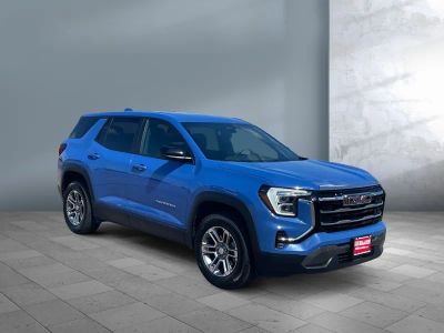 2026 GMC Terrain — photo 8 view