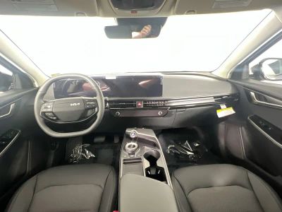 2025 Kia EV6 — photo 31 view