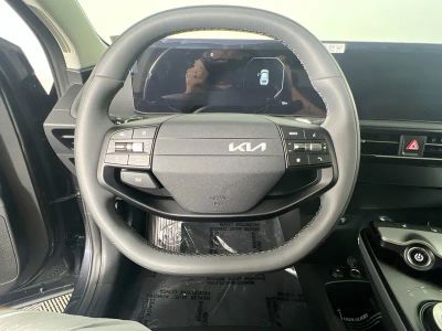 2025 Kia EV6 — photo 17 view