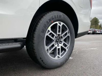 2025 Ford Expedition - Photo 9