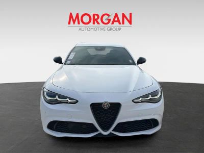 2024 Alfa Romeo Giulia — photo 9 view