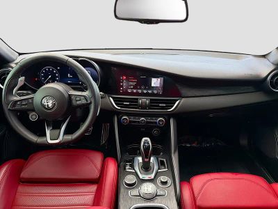 2024 Alfa Romeo Giulia — photo 16 view