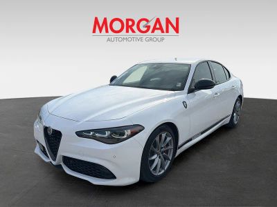 2024 Alfa Romeo Giulia — photo 8 view
