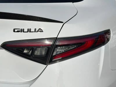 2024 Alfa Romeo Giulia — photo 11 view