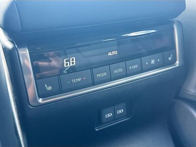 2024 Lexus GX - Photo 27