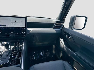 2024 Lexus GX - Photo 25