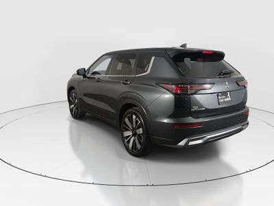 2025 Mitsubishi Outlander - Photo 5