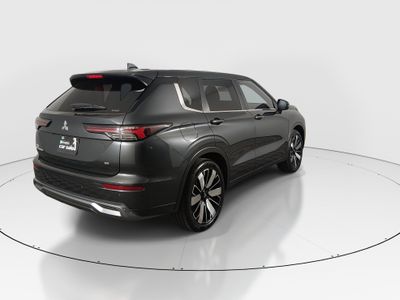 2025 Mitsubishi Outlander - Photo 7