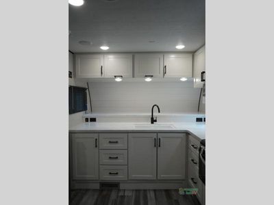 2025 Jayco Jay Flight SLX - Photo 8